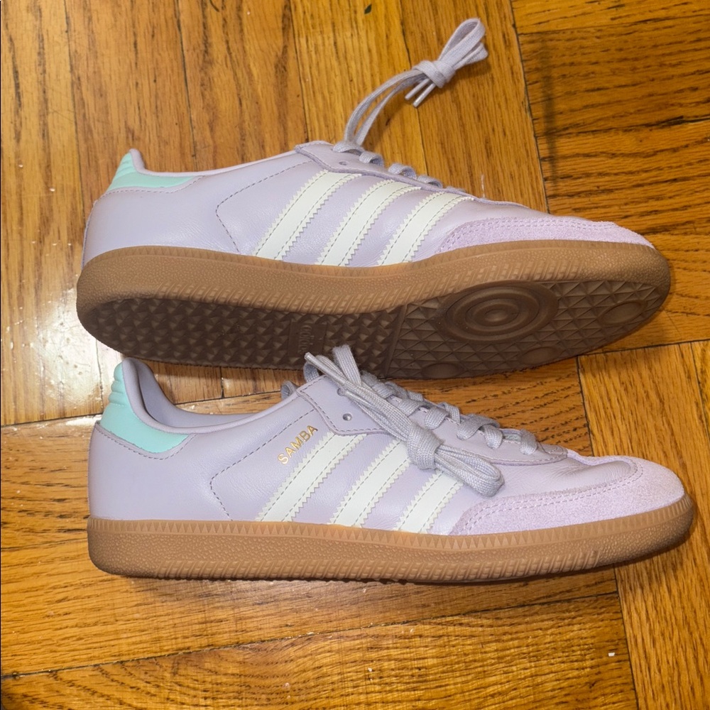 LIKE NEW Adidas SAMBA OG SHOES KIDS - Silver Dawn/Crystal White/Semi Flash Aqua - Picture 3 of 8